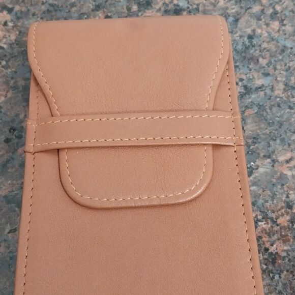 Levenger Double Card Holder...NEW - Picture 4 of 6